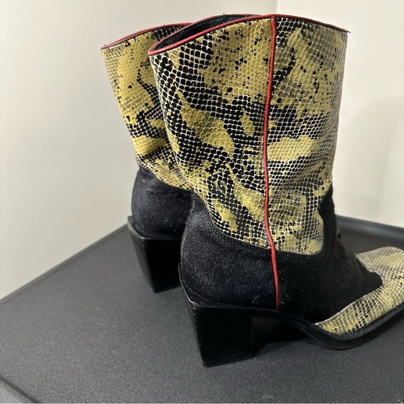 Vintage Western Cow Hair and Snake Skin Cowboy Boots with Square Toe - Picture 13 of 16